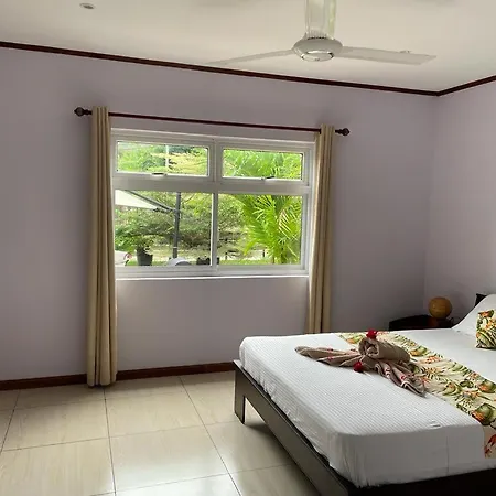 Mokara Holiday Apartment Anse Royale Exterior photo