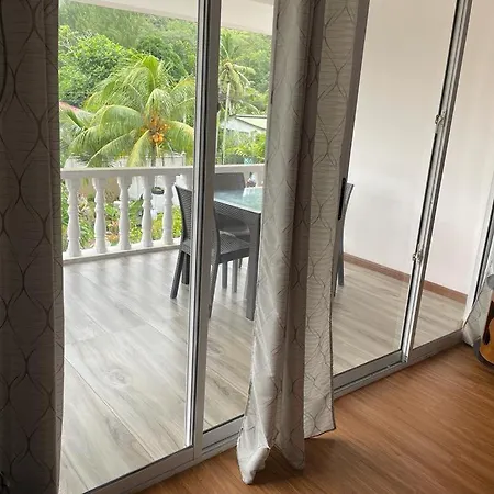 Mokara Holiday Apartment Anse Royale Exterior photo